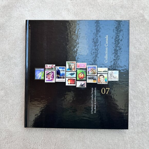 Collection Canada Postage Stamps 2007 Album | Stamps Included - Picture 2 of 4